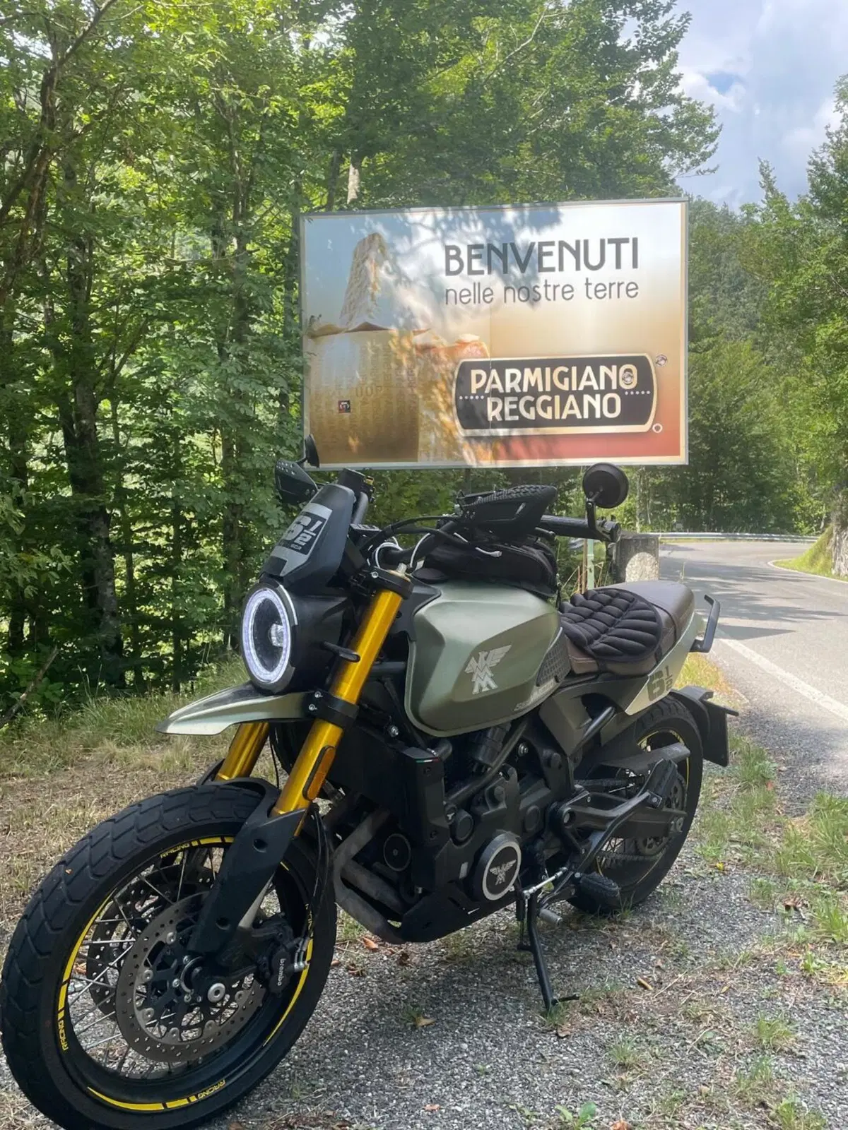Moto Morini SEIEMMEZZO SCR (2022 - 26) (8)