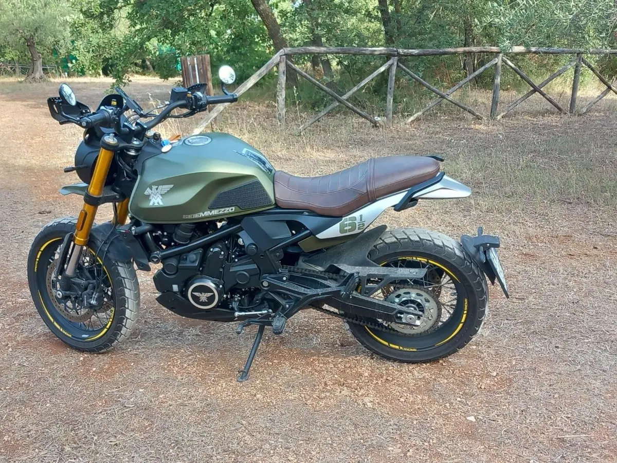 Moto Morini SEIEMMEZZO SCR (2022 - 26) (17)