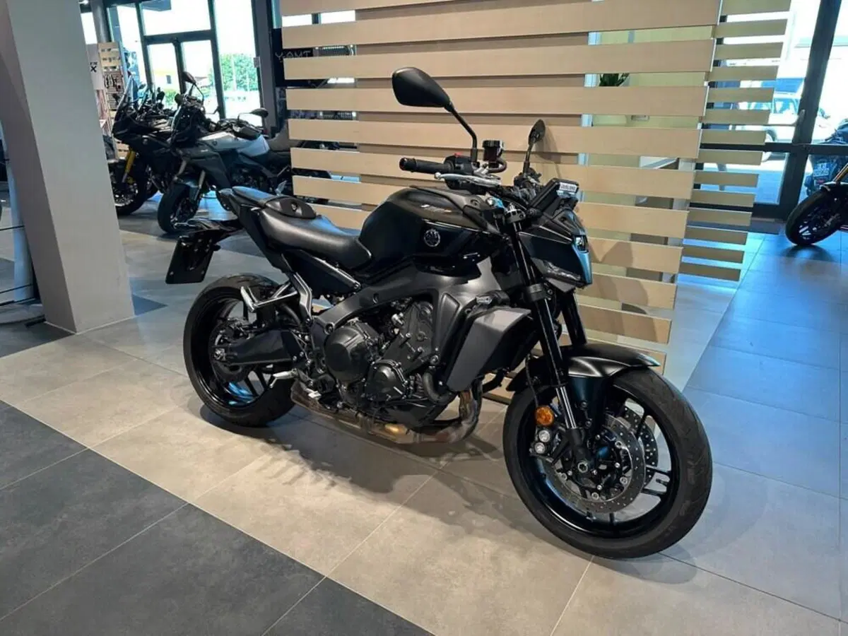 Yamaha MT-09 (2024 - 26) (3)
