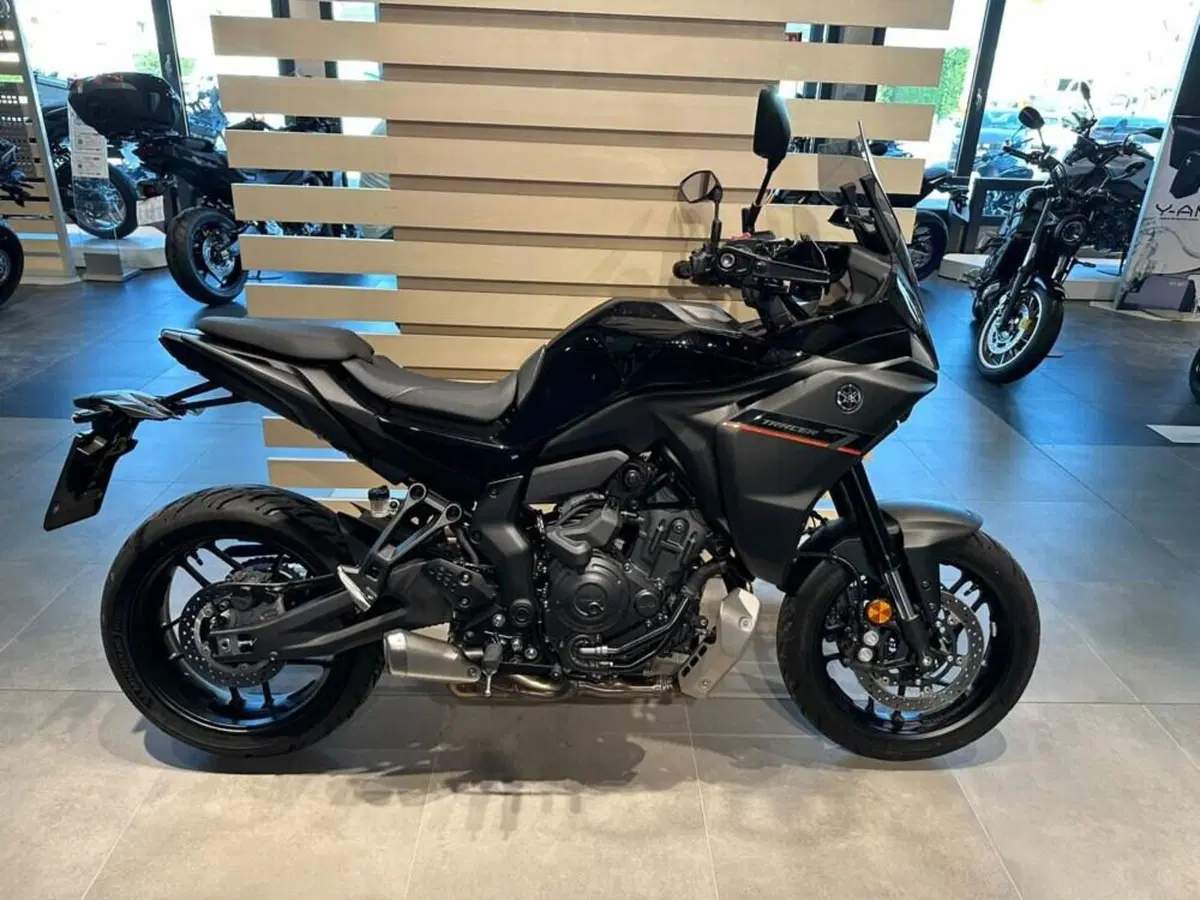 Yamaha Tracer 7 Y-AMT (2026) (3)