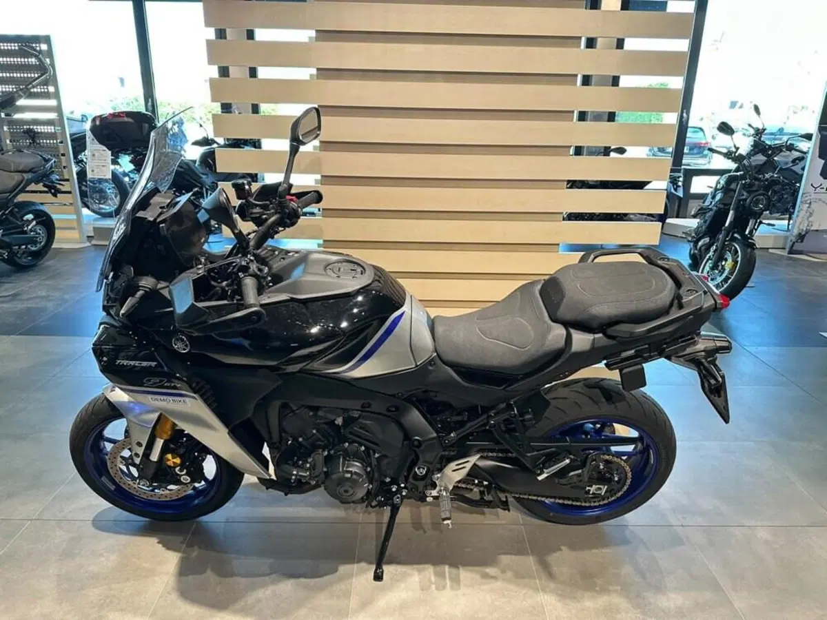 Yamaha Tracer 9 GT+ Y-AMT (2025 - 26) (2)