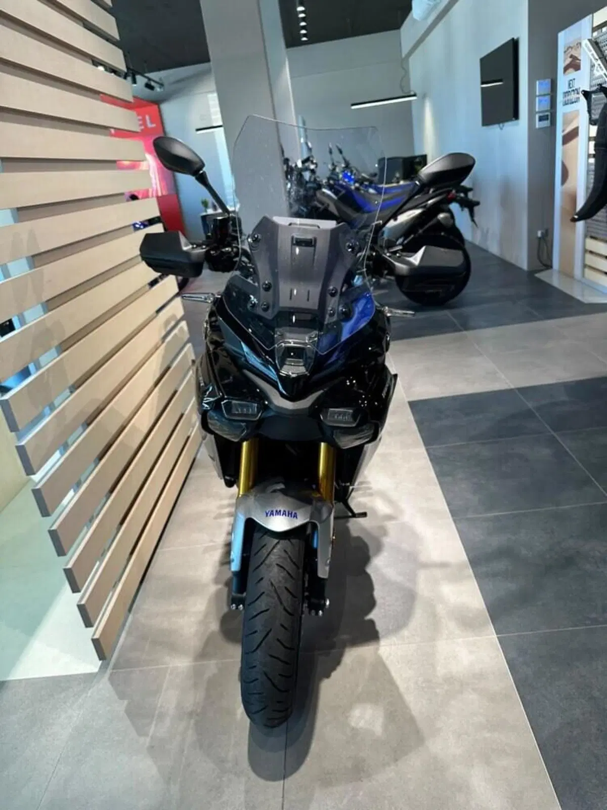 Yamaha Tracer 9 GT+ Y-AMT (2025 - 26) (5)