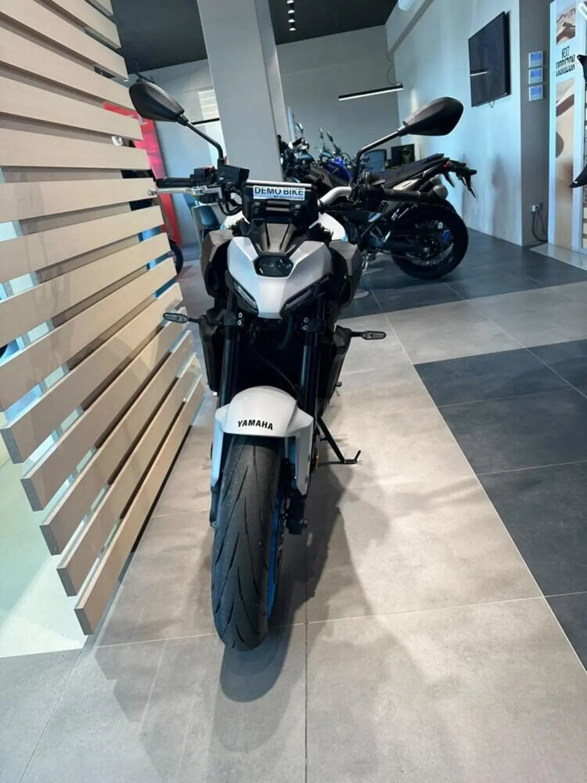 Yamaha MT-07 Y-AMT (2025 - 26) (6)