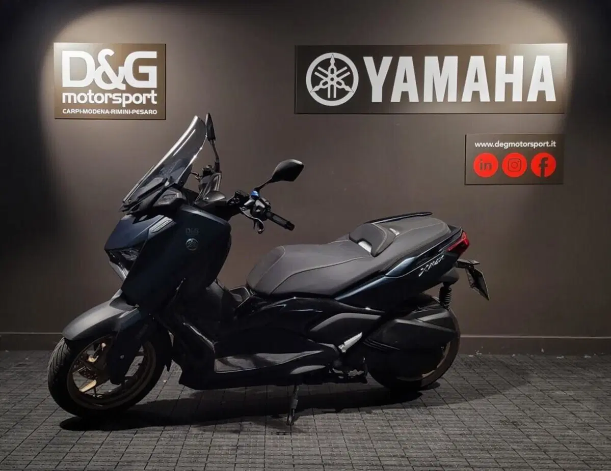 Yamaha X-Max 300 Tech Max (2021 - 24) (3)