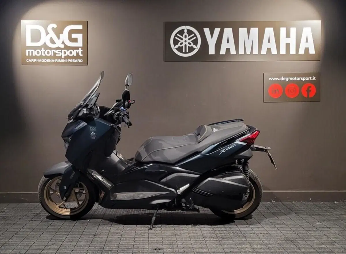 Yamaha X-Max 300 Tech Max (2021 - 24) (5)
