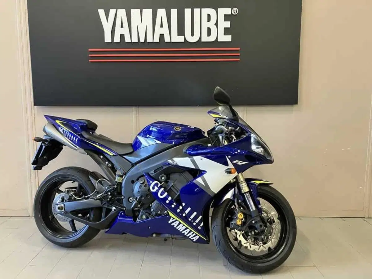 Yamaha YZF R1 (2004 - 05)