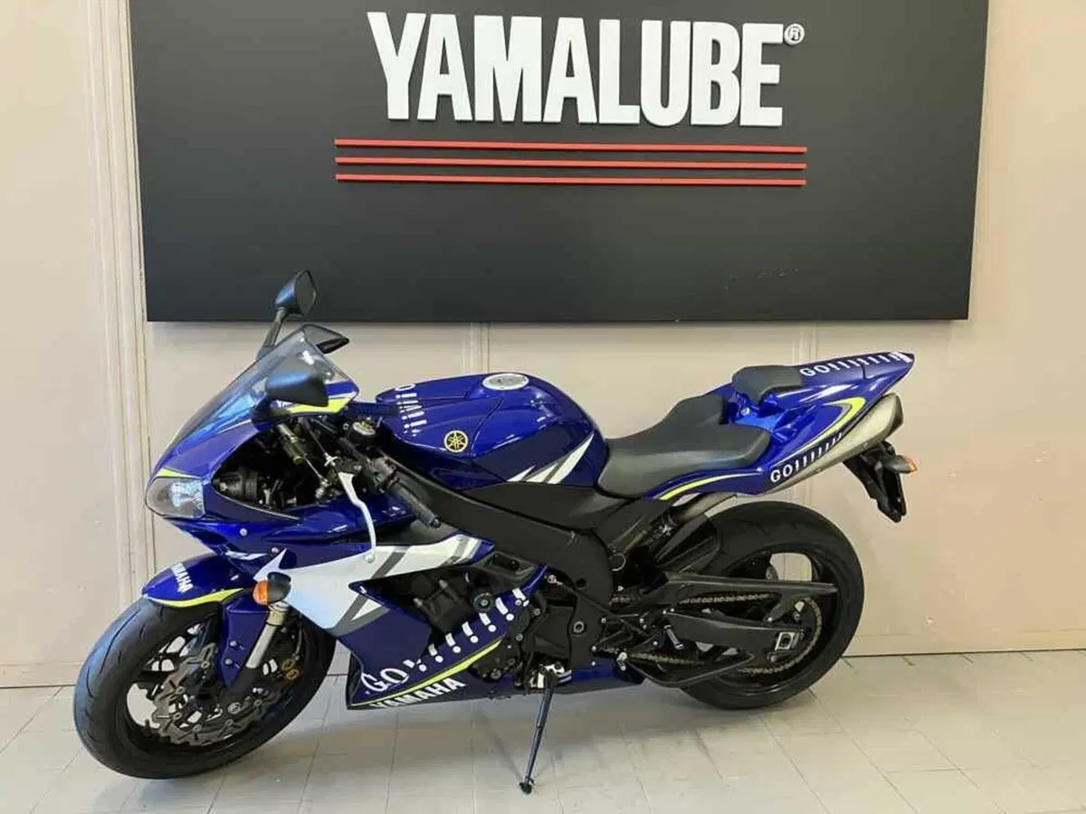 Yamaha YZF R1 (2004 - 05) (3)