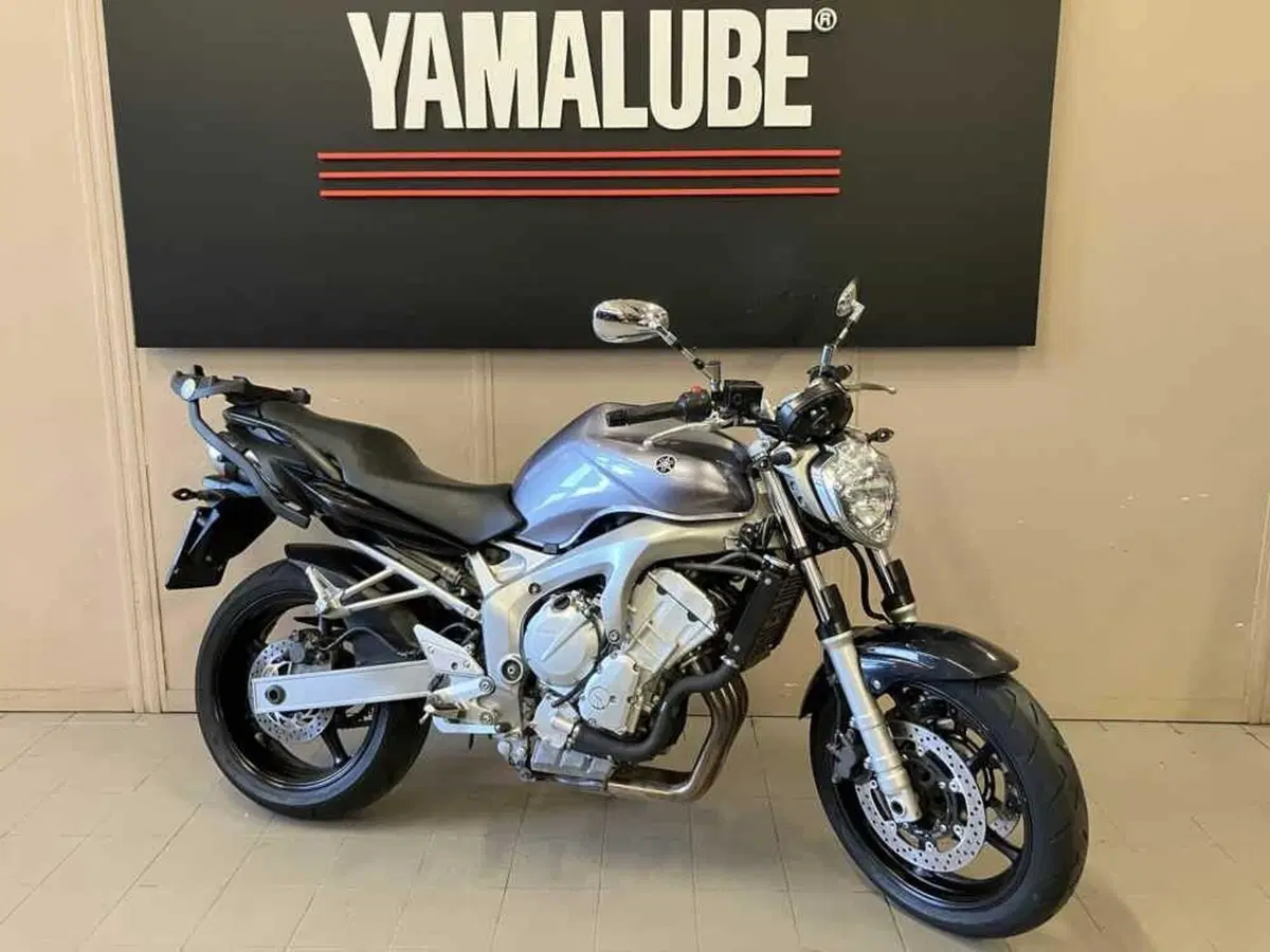 Yamaha FZ6 (2004 - 07)