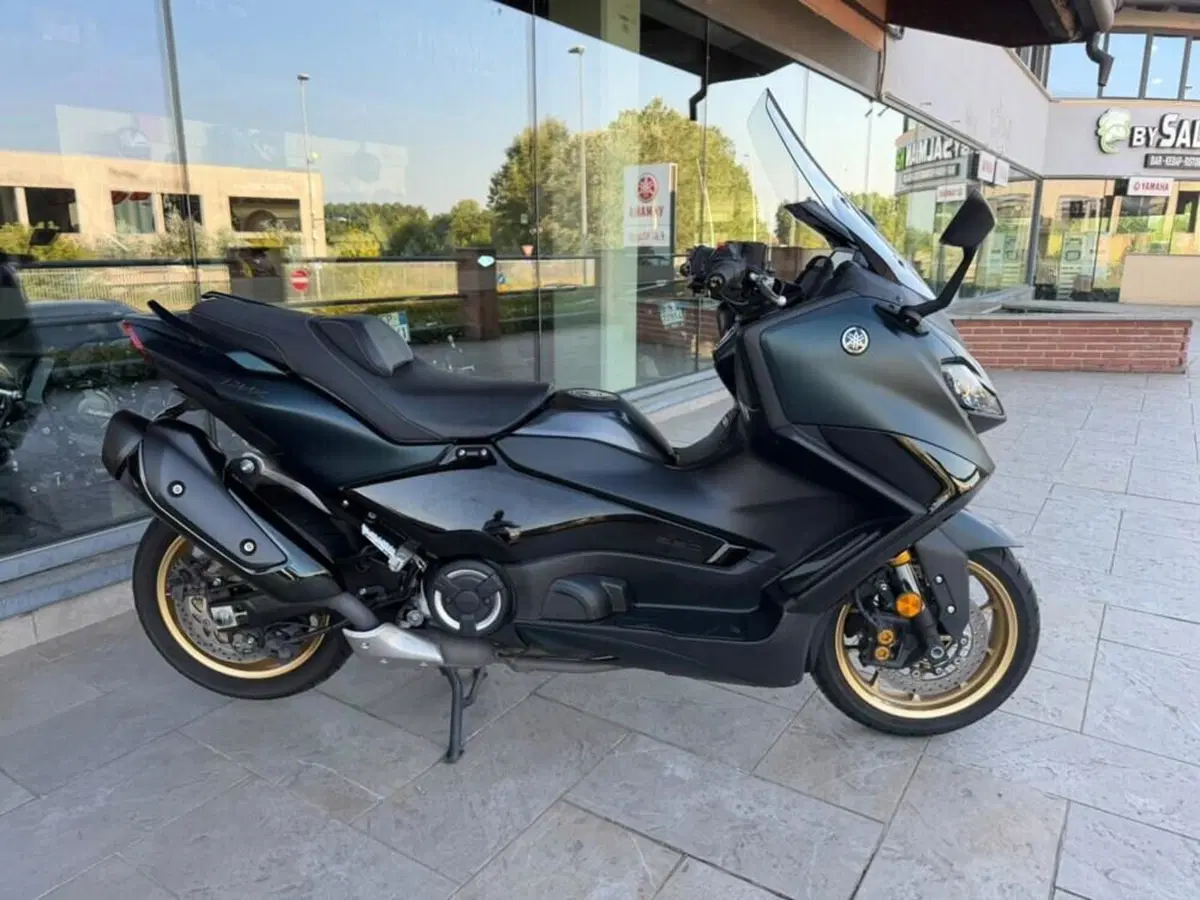 Yamaha T-Max 560 Tech Max (2022 - 24)