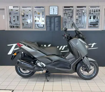 Yamaha X-Max 300 (2021 - 24) usata
