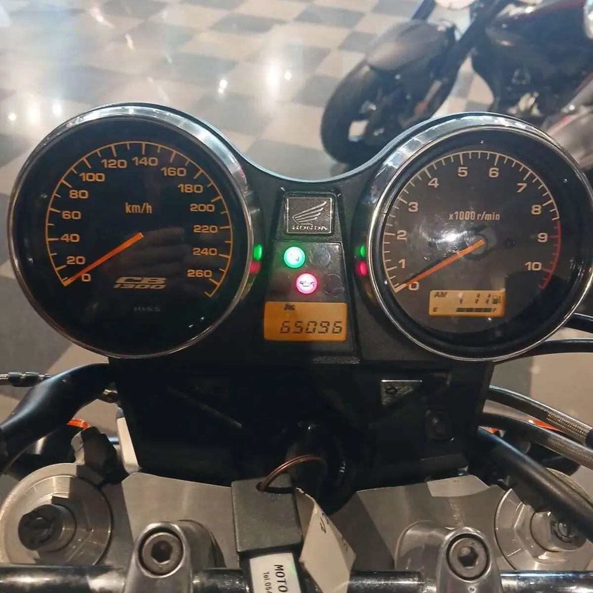 Honda CB 1300 (2003 - 06) (8)