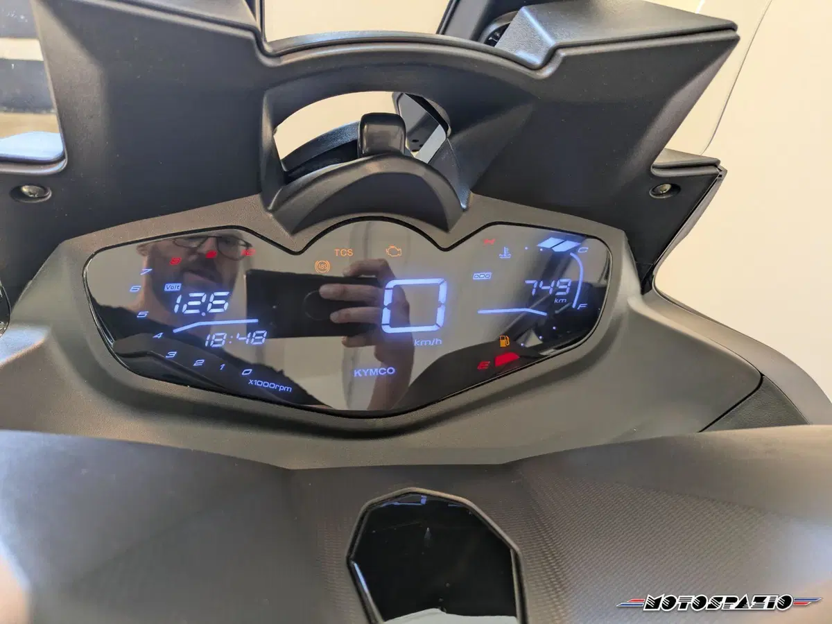 Kymco Xciting VS 400i (2023 - 26) (5)