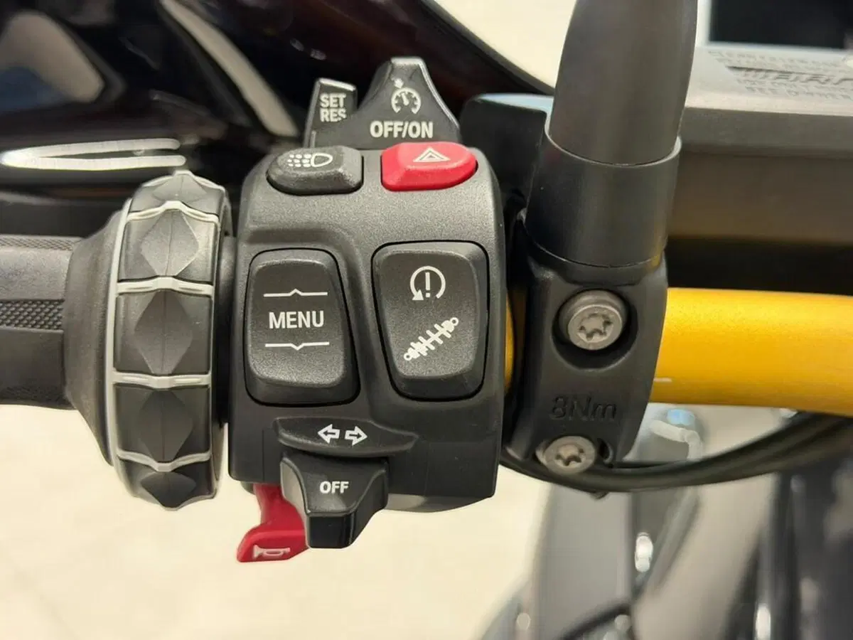 Bmw R 1250 GS (2021 - 24) (8)