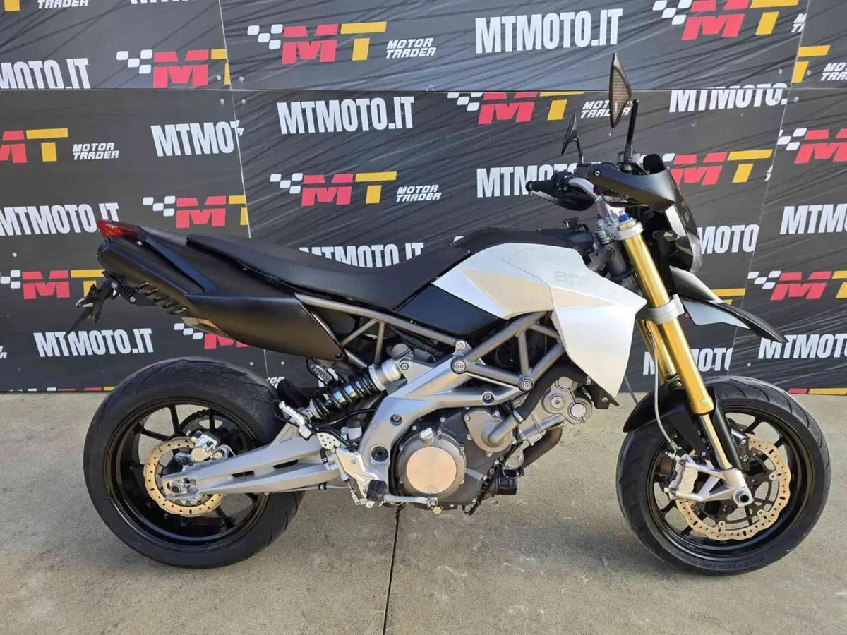 Aprilia Dorsoduro 750 (2009 - 14)