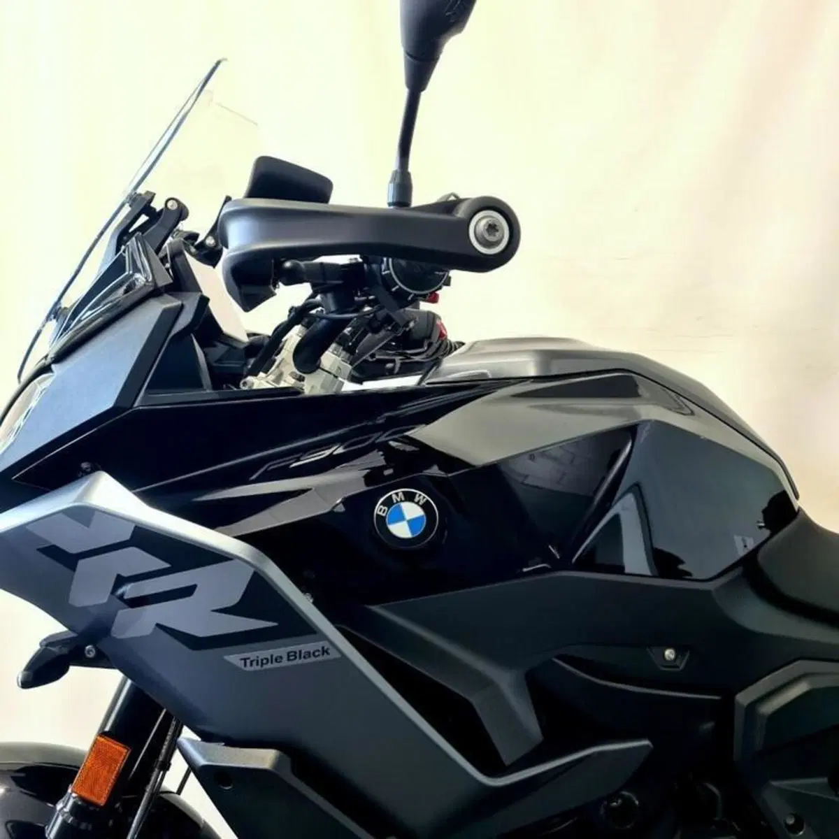 Bmw F 900 XR (2025 - 27) (9)