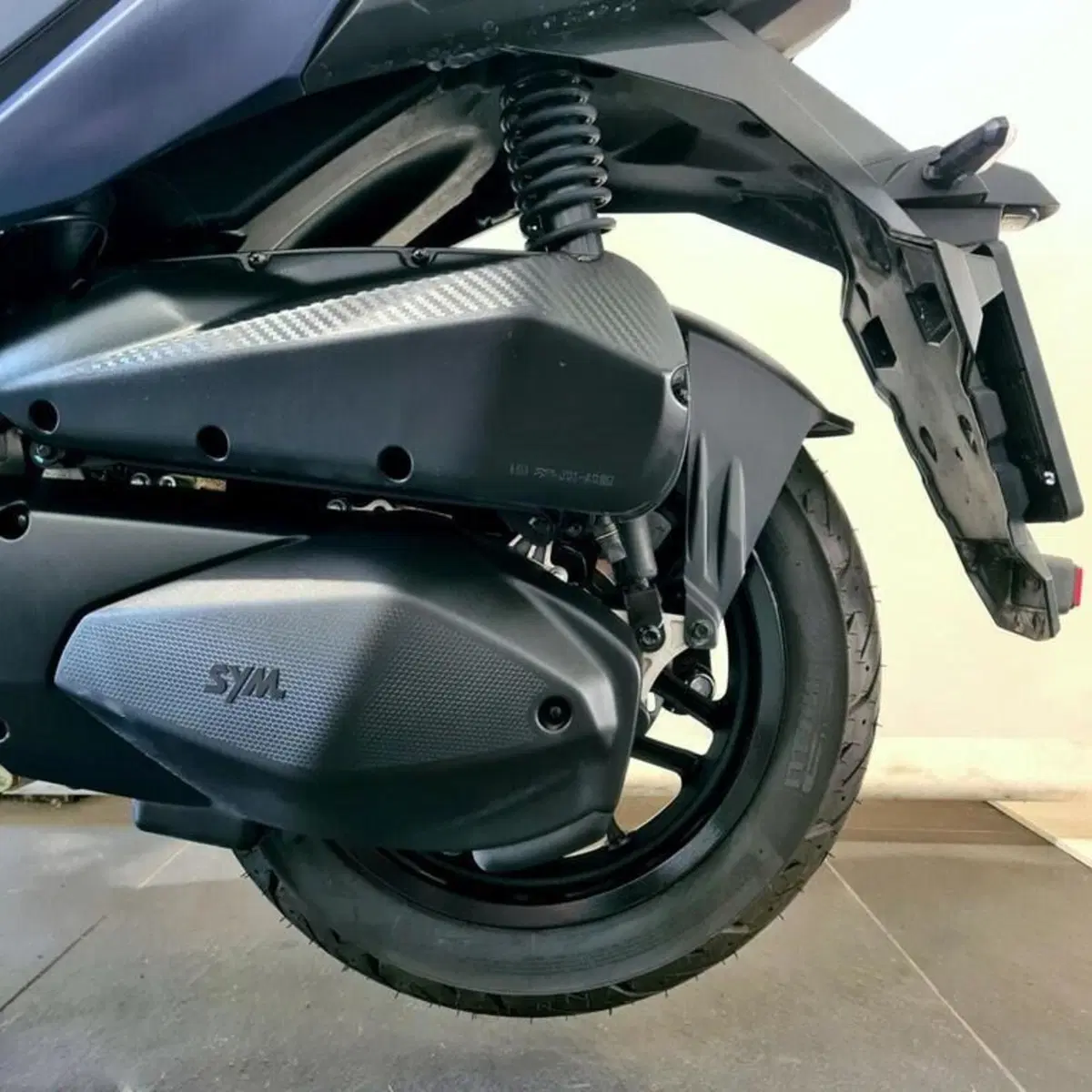 Sym ADX 300 (2024 - 26) (14)