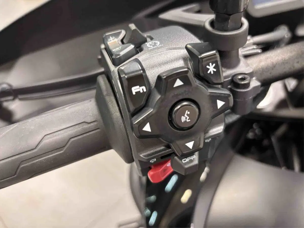 CFMOTO 800MT Sport (2022 - 26) (5)