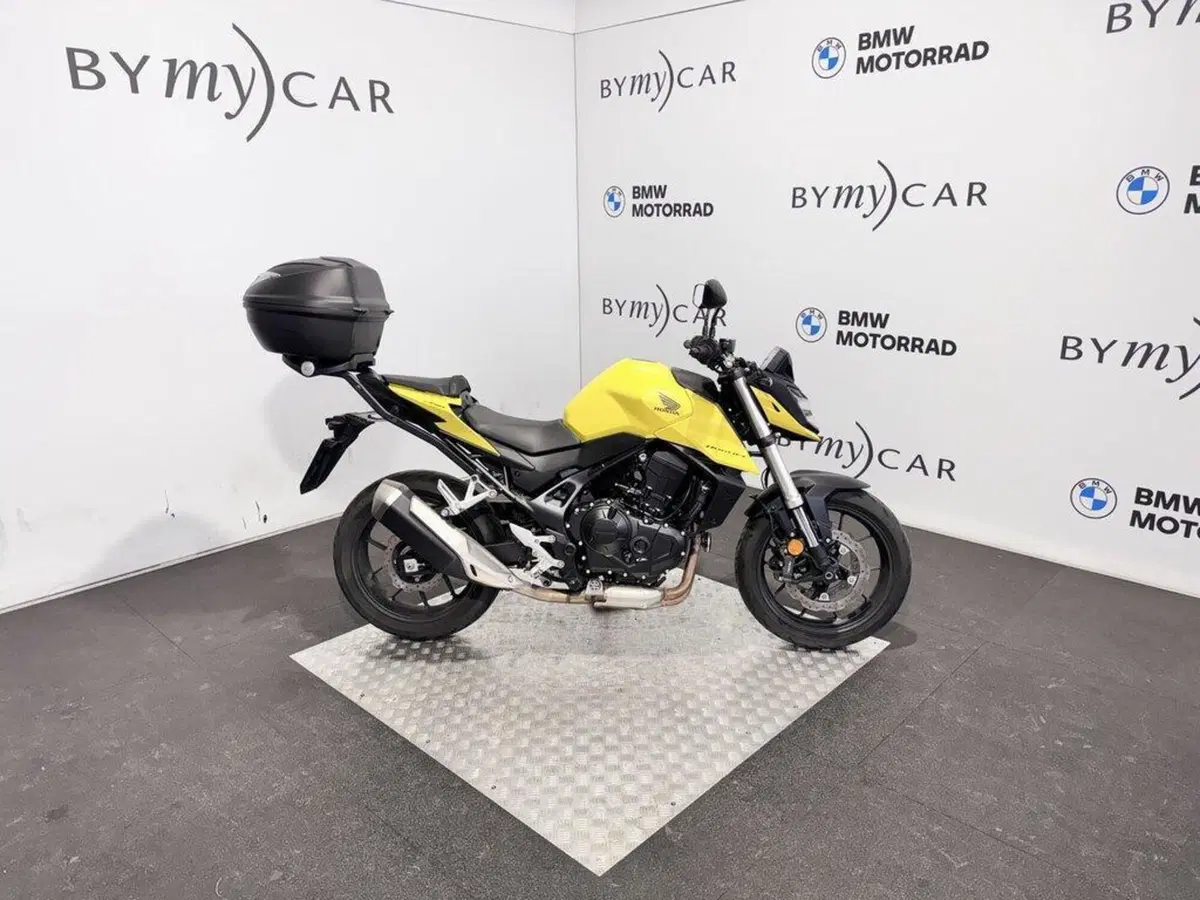 Honda CB 750 Hornet (2023 - 24) (9)