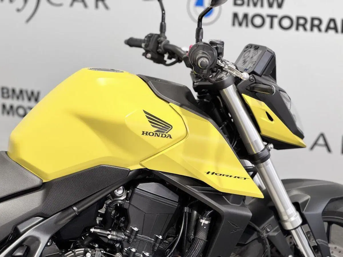 Honda CB 750 Hornet (2023 - 24) (12)