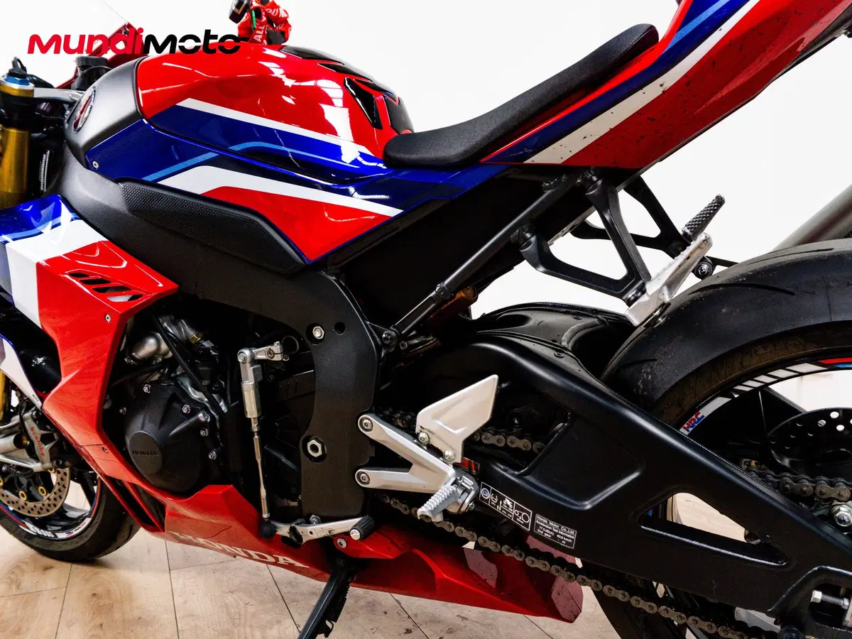 Honda CBR 1000 RR-R Fireblade SP (2020 - 21) (10)