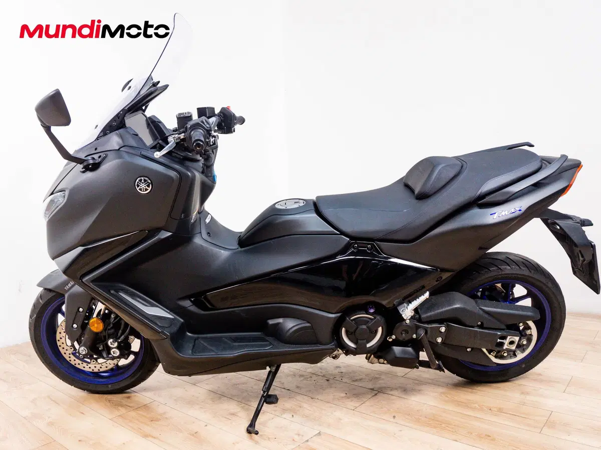 Yamaha T-Max 560 Tech Max (2025 - 26) (6)
