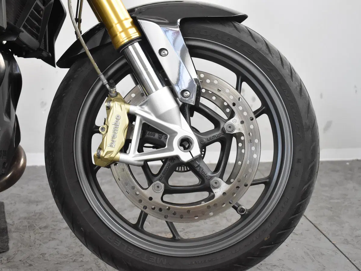 Bmw R 1200 R (2015 - 16) (7)