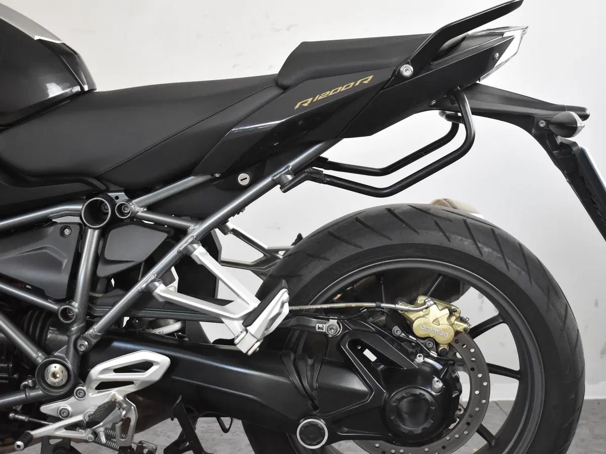 Bmw R 1200 R (2015 - 16) (14)