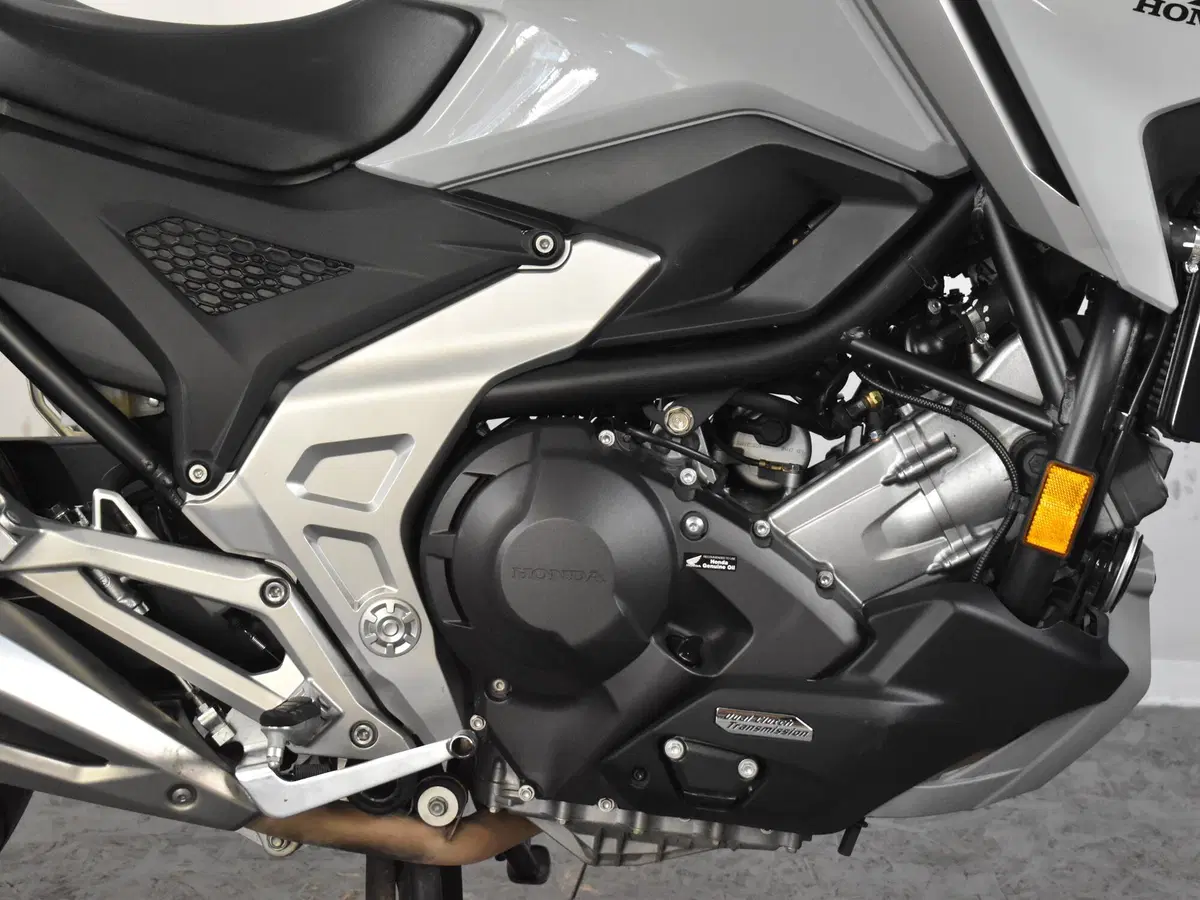 Honda NC 750 X DCT (2021 - 24) (9)
