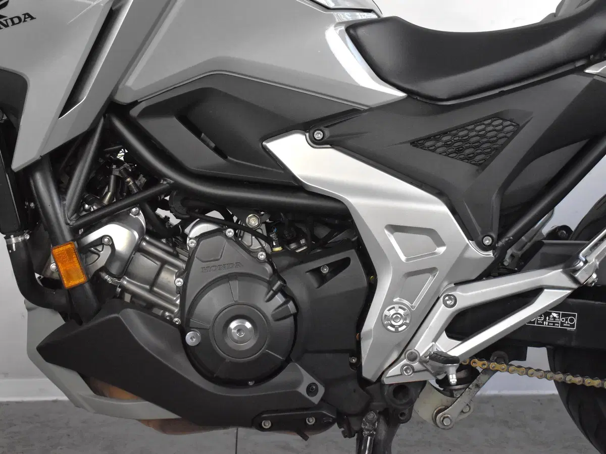 Honda NC 750 X DCT (2021 - 24) (13)