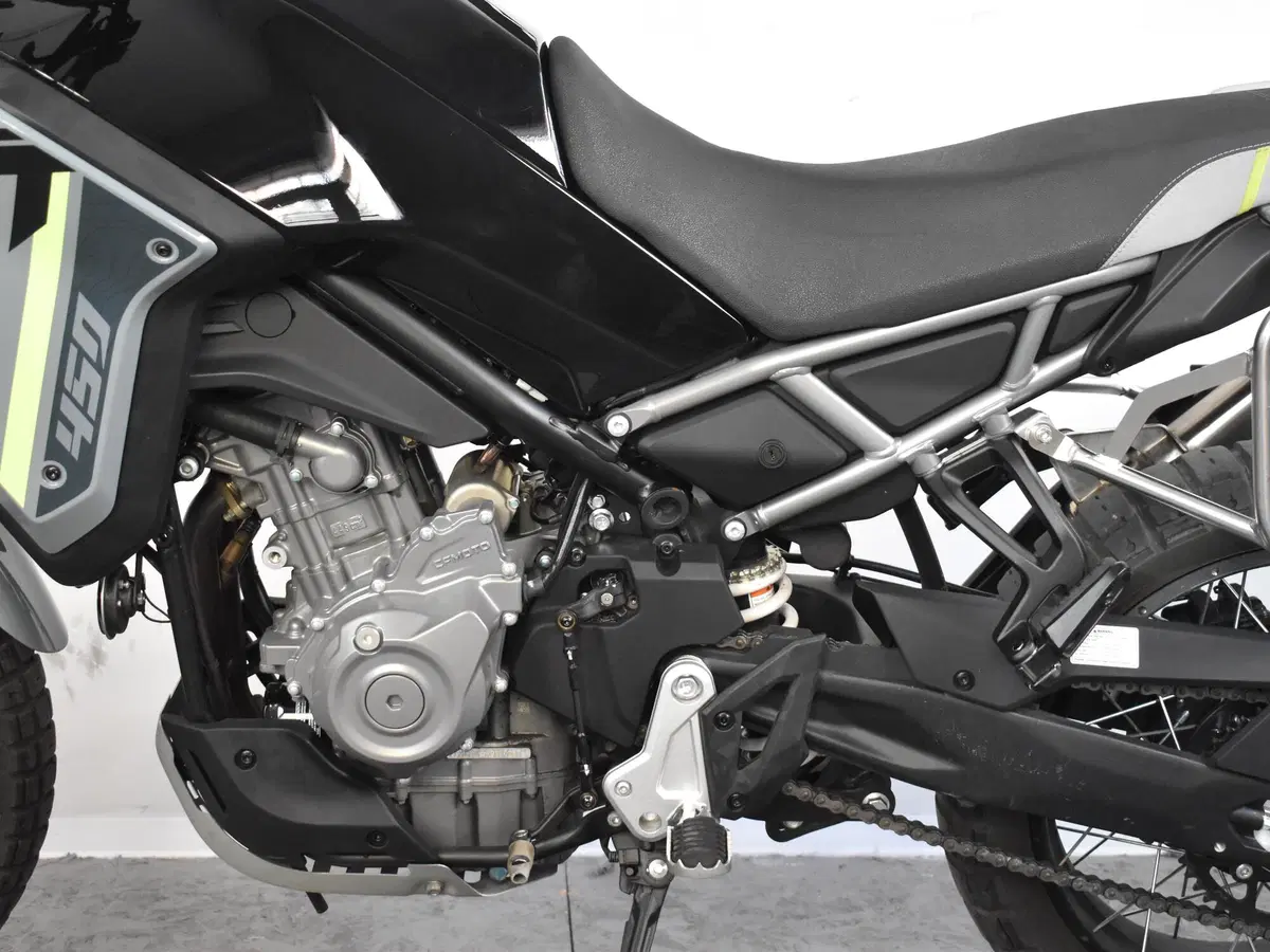 CFMOTO 450MT (2024 - 26) (15)