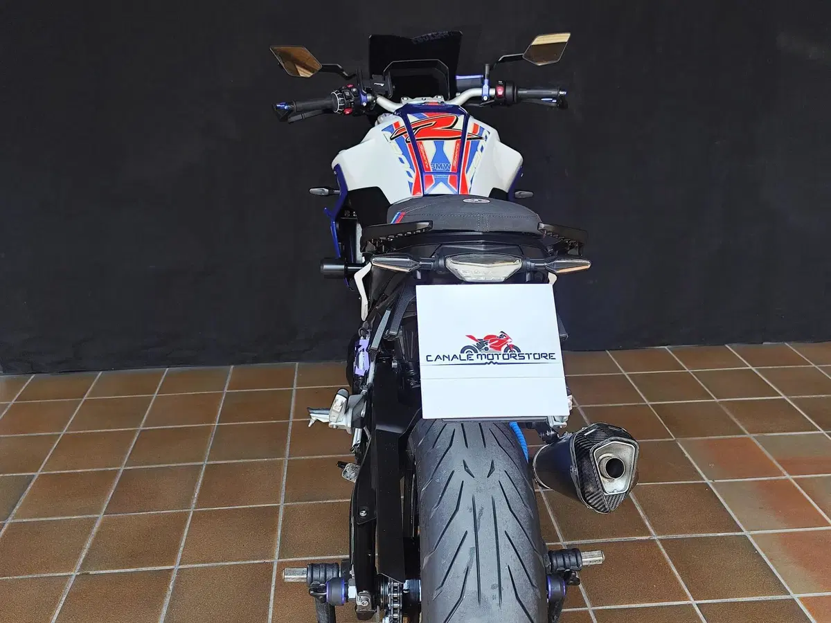 Bmw F 900 R (2021 - 24) (3)