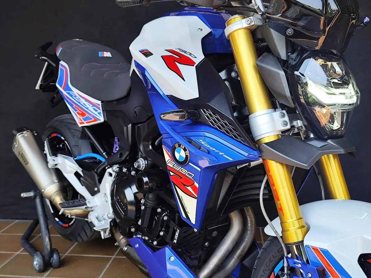 Bmw F 900 R (2021 - 24) (9)