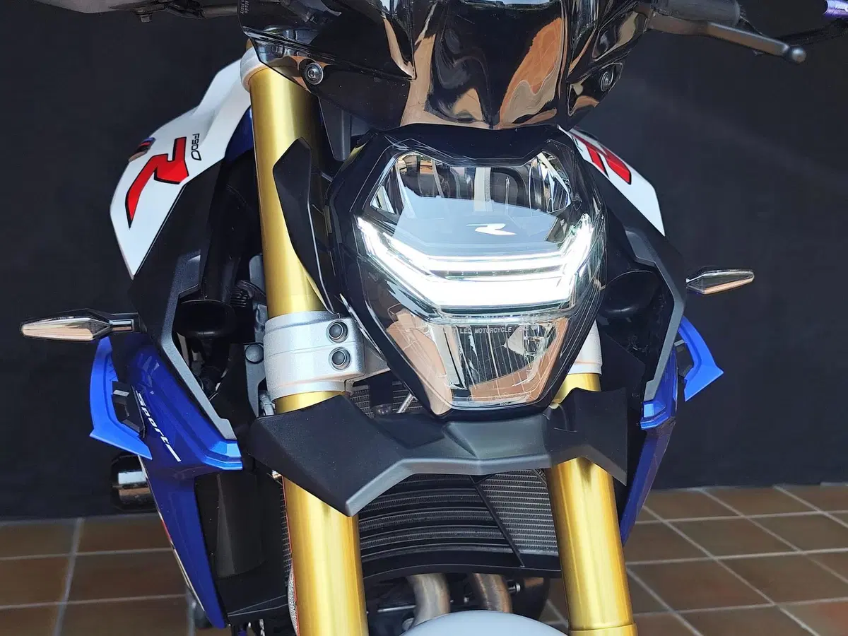 Bmw F 900 R (2021 - 24) (13)