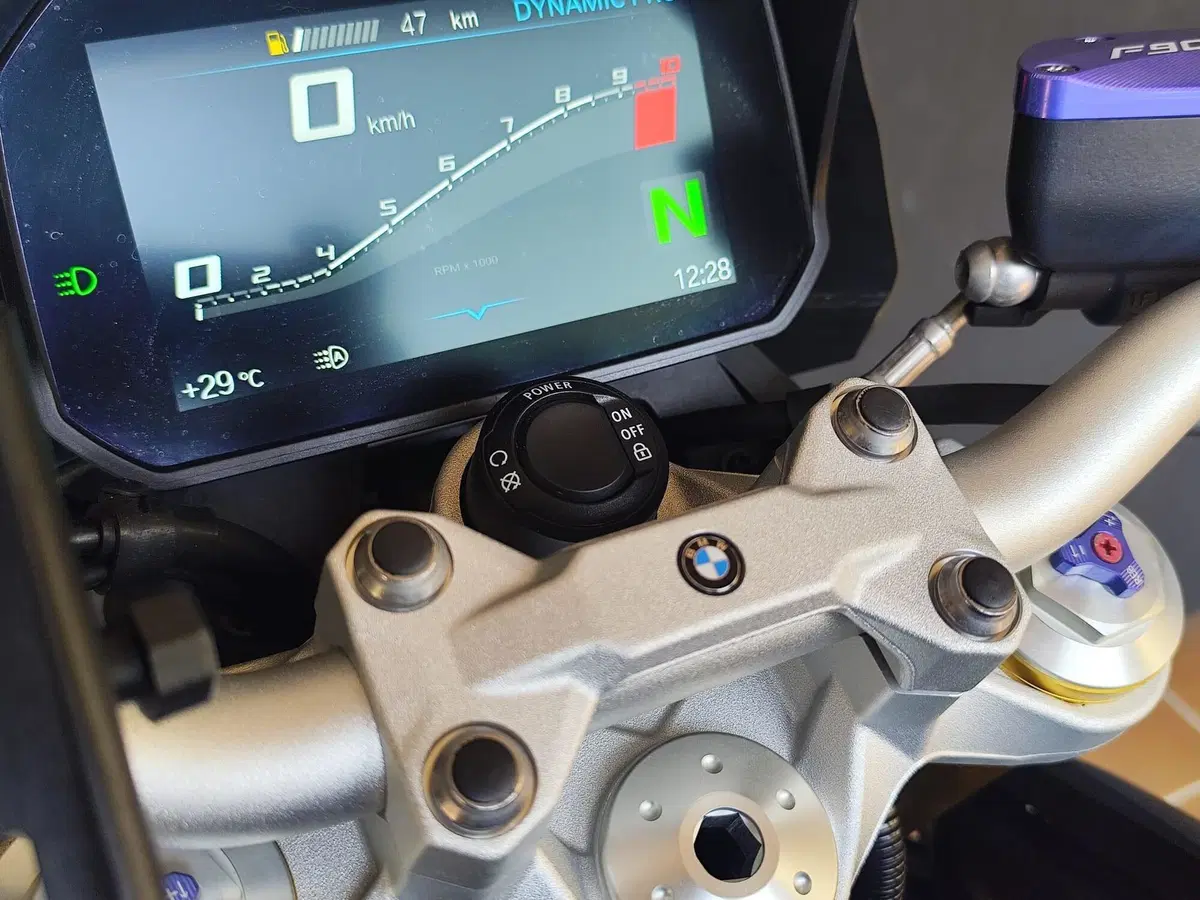 Bmw F 900 R (2021 - 24) (16)