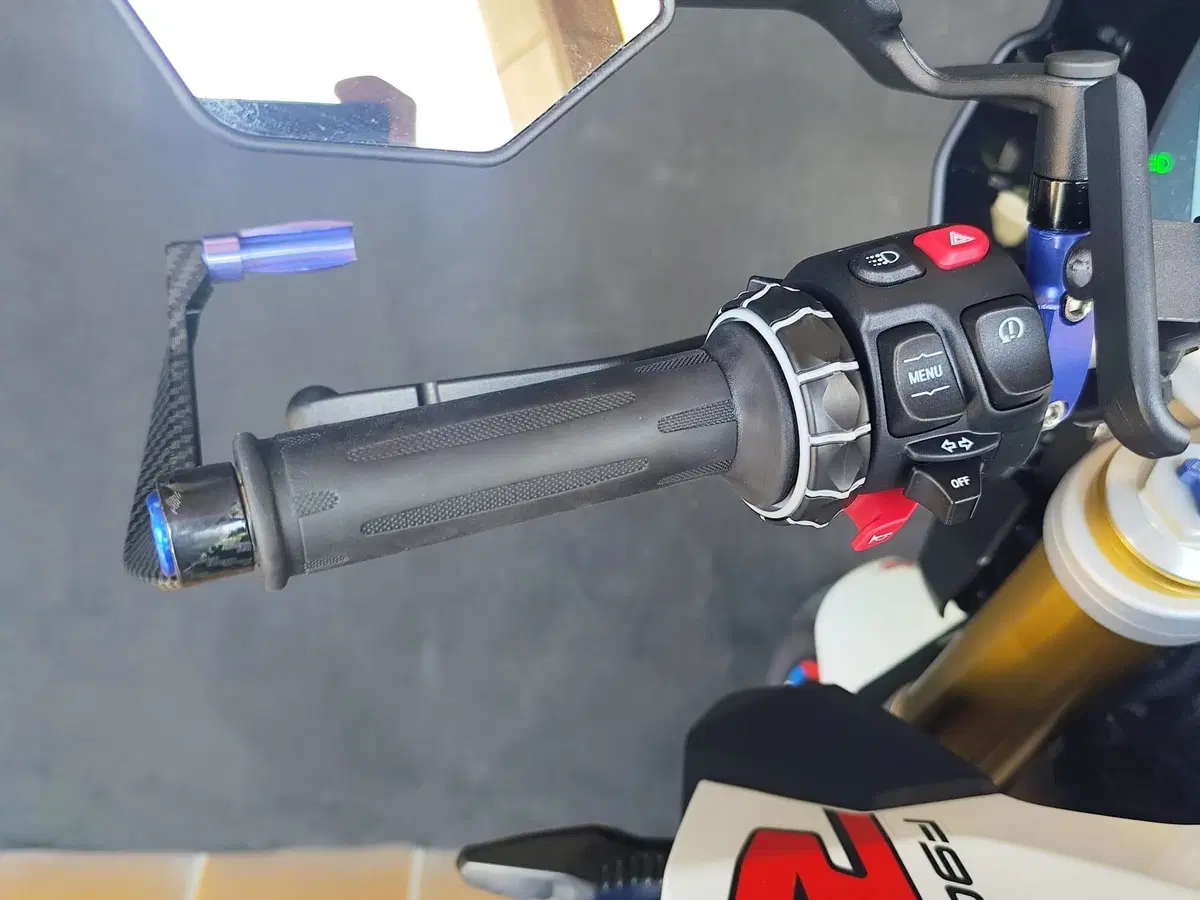 Bmw F 900 R (2021 - 24) (17)