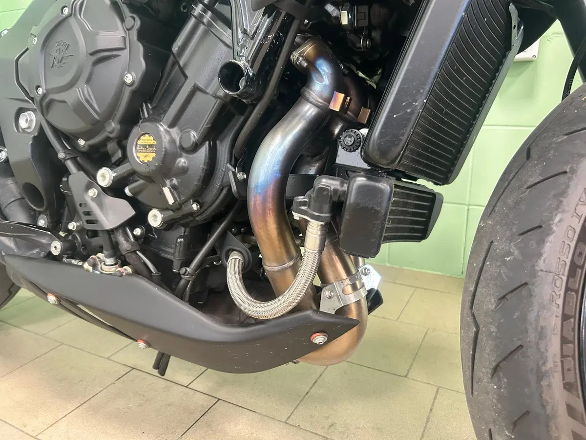 MV Agusta Brutale 800 RR (2021 - 25) (7)