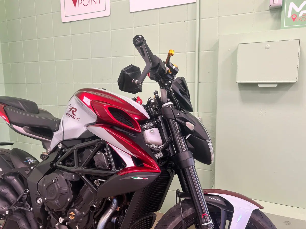 MV Agusta Brutale 800 RR (2021 - 25) (8)