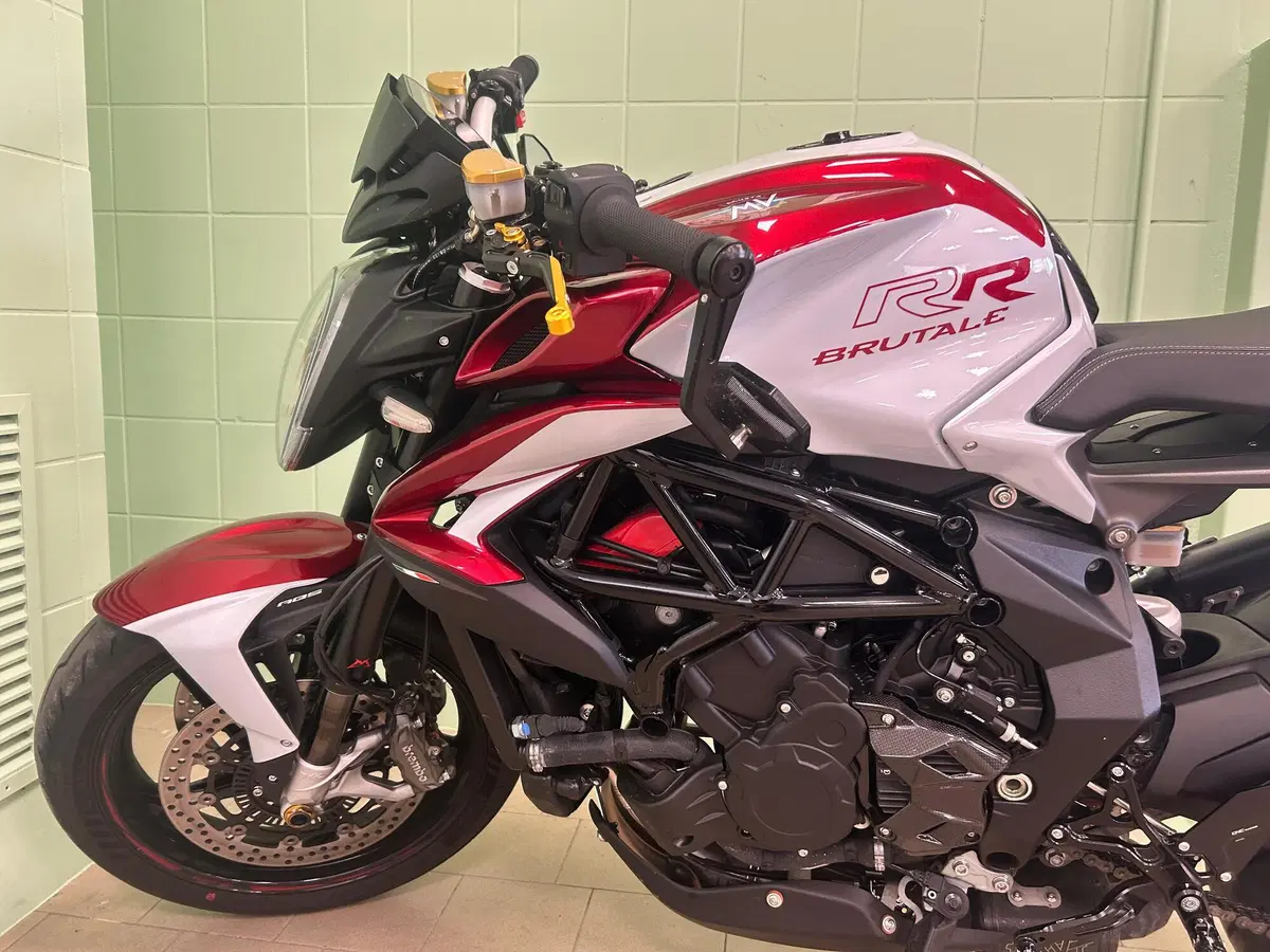 MV Agusta Brutale 800 RR (2021 - 25) (17)