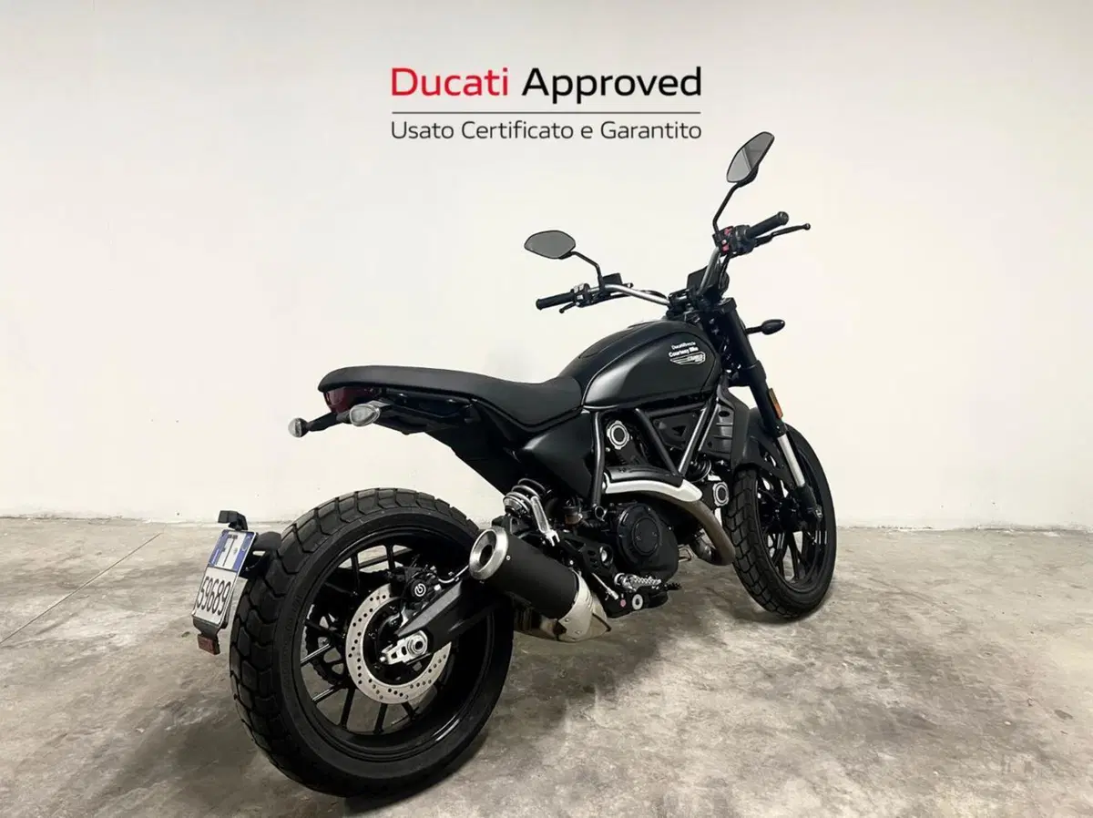 Ducati Scrambler 800 Icon Dark (2025 - 26) (2)