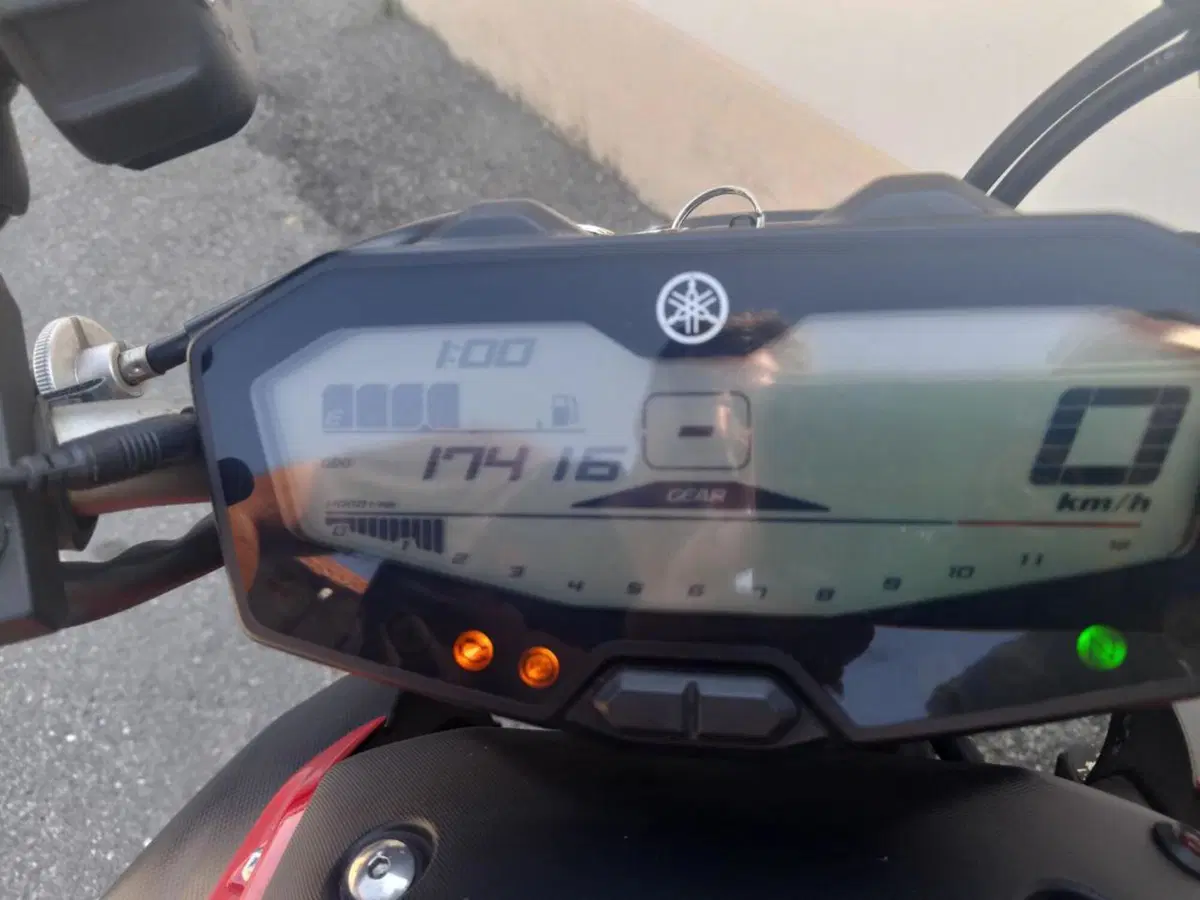 Yamaha MT-07 (2014 - 16) (12)
