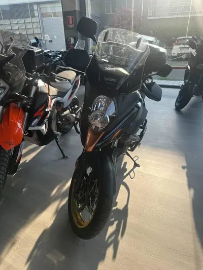 Suzuki V-Strom 650XT Explorer (2022 - 25) usata