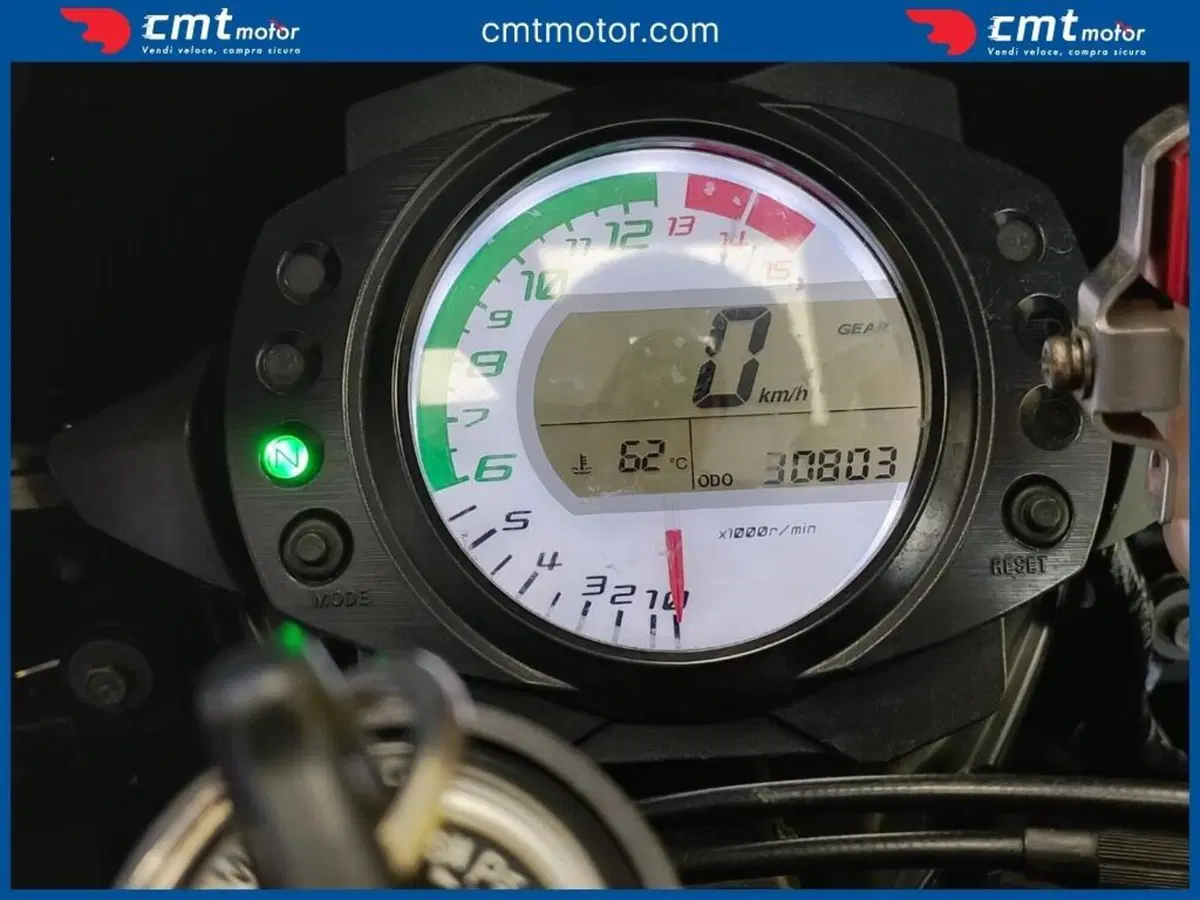 Kawasaki Ninja 1000 ZX-10R (2010 - 11) (7)