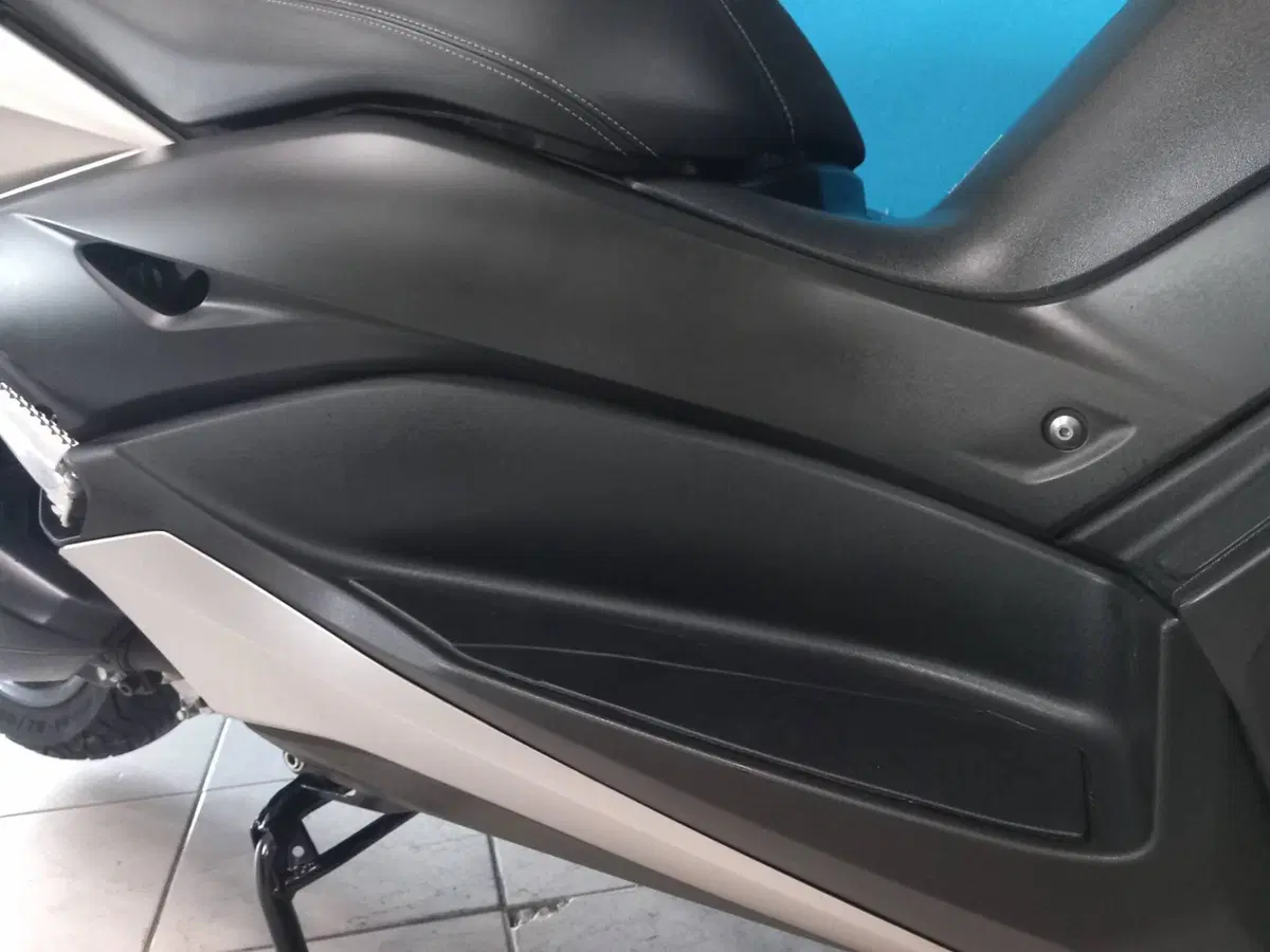 Yamaha X-Max 300 ABS (2017 - 20) (14)