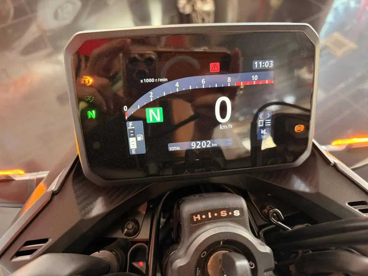 Honda CB 500 Hornet (2024 - 25) (9)
