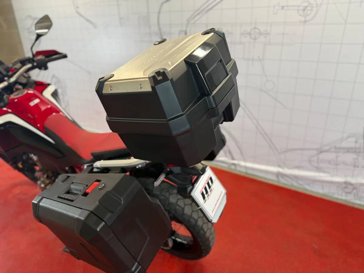 Honda Africa Twin CRF 1100L Travel Edition (2022 - 23) (16)