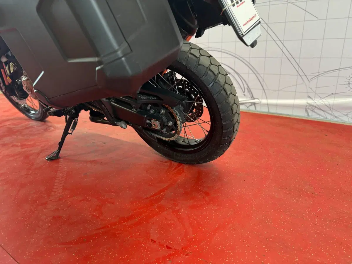 Honda Africa Twin CRF 1100L Travel Edition (2022 - 23) (15)