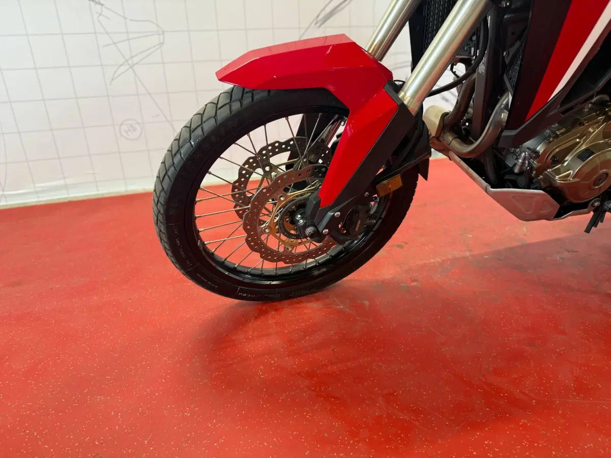 Honda Africa Twin CRF 1100L Travel Edition (2022 - 23) (13)