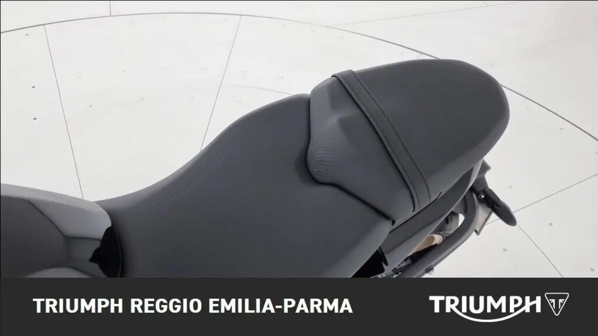 Triumph Trident 800 (2026) (13)