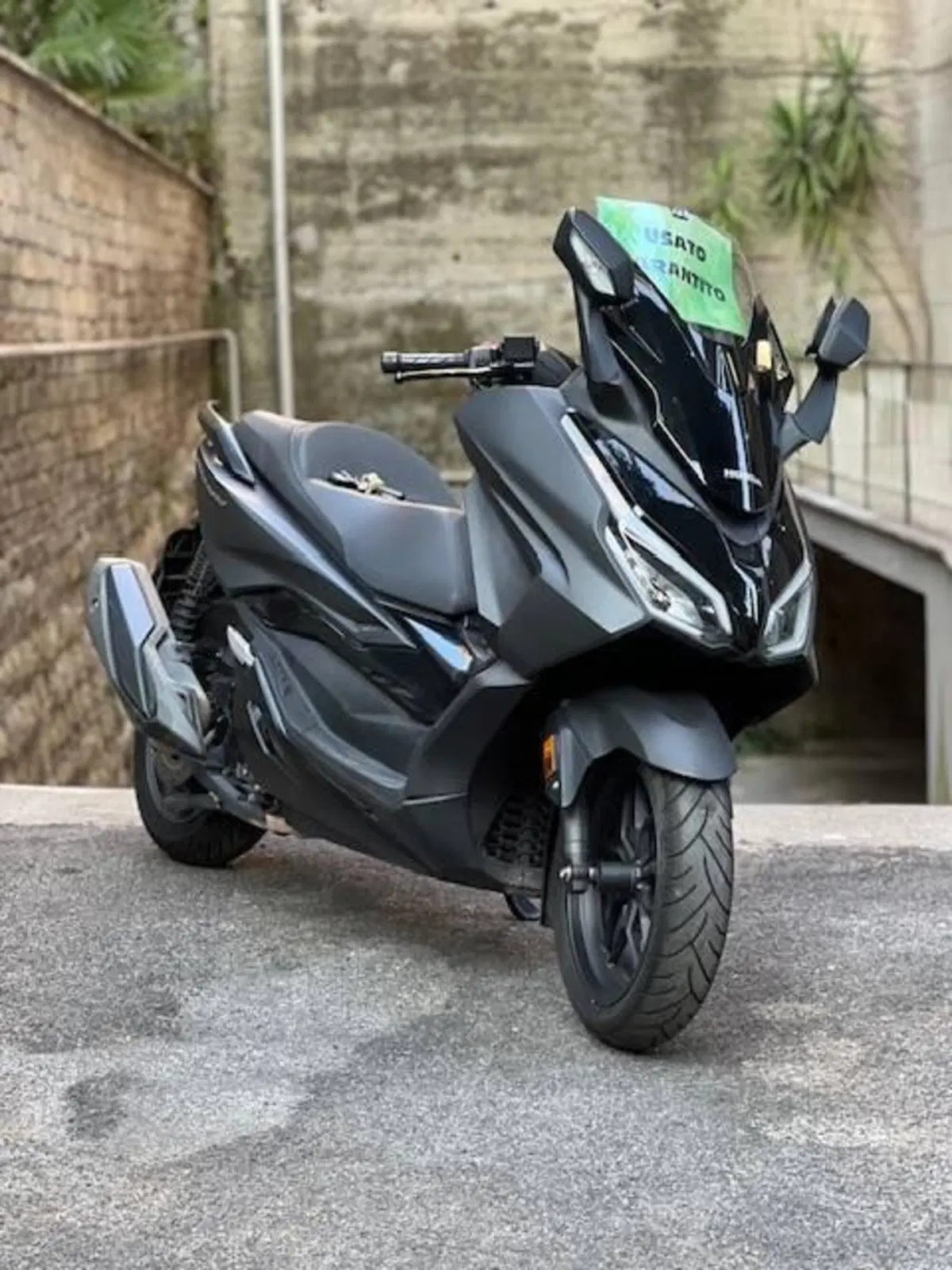 Honda Forza 350 (2022 - 24) (2)