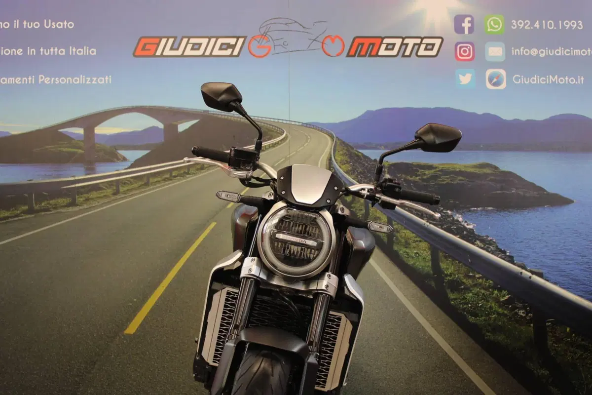 Honda CB 1000 R + Limited Edition (2019) (9)